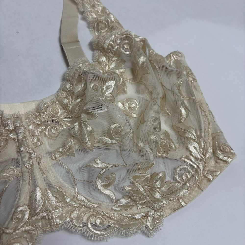 Soma underwire white shimmer lace bra - Picture 2 of 5